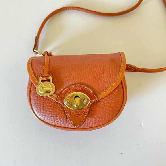 Dooney & Bourke Handbags - Dooney & Bourke Vintage Rare Tan Cavalry Small Crossbody Bag
